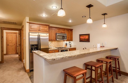 Steamboat Springs Condo | EL5110 | Private Hot Tub | 4 Pools | 10 Hot Tubs | Air Chilling