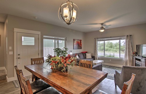 Bozeman House | "Elegant Escape" (KING BED) Minutes From Downtown