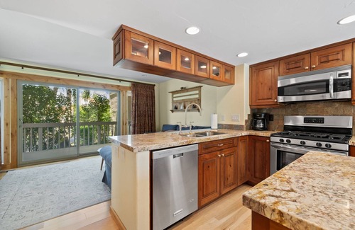 Park Meadows House | Entire Townhome in Park City! 5 min from Historic Down Town! - The Nordic Nest