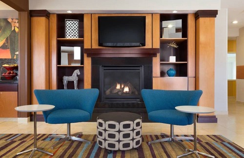 Bismarck Hotel | Fairfield Inn & Suites Bismarck South
