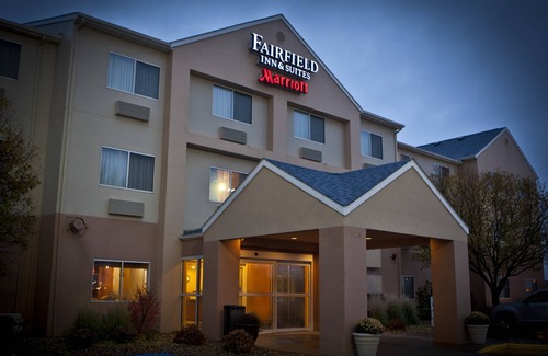Bismarck Hotel | Fairfield Inn & Suites Bismarck North