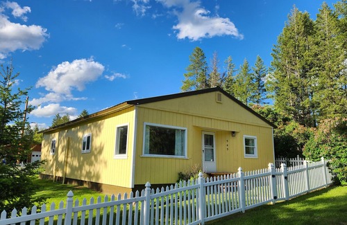 Martin City House | Family friendly home just 9 minutes from Glacier!