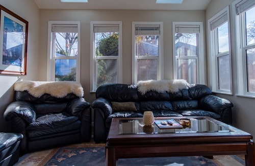 Depot Bench House | Family Home - close to BSU, Downtown, and Airport