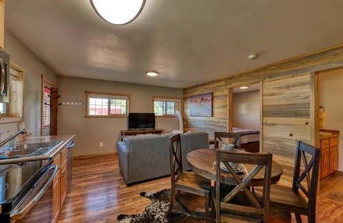 Dayton House | Farmhouse ∙ 1 bedroom ∙ 4 guests