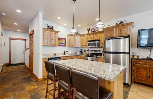 McCall Condo | Golf course-view condo w/private patio & shared pools, hot tub, gym & more