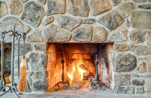 Thompson House | Golf, Fish and Ski Retreat with Game Room in Thompson