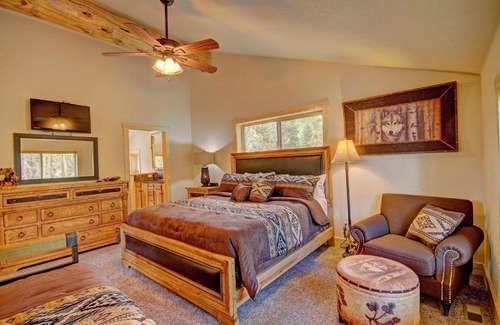 Blue River House | Grand Moose Lodge