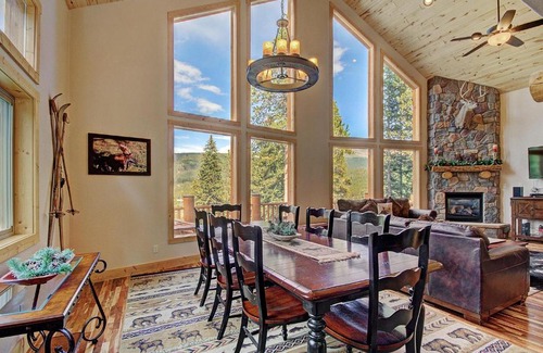 Blue River House | Grand Moose Lodge