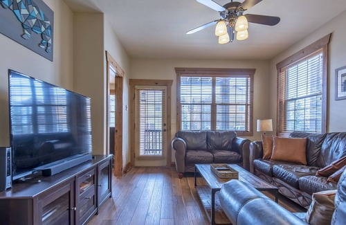 Driggs Condo | Grand Teton & Yellowstone Park! Jackson Hole & Teton Valley ID! Clean & Updated!