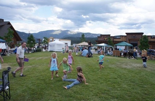 Big Sky Meadow Village Condo | Great family Getaway! Close to skiing, shopping & dinning.
