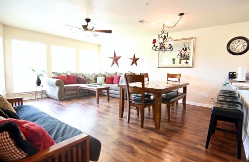 New Braunfels Apartment | Guadalupe Getaway