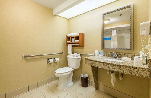 Sidney Hotel | Hampton Inn Sidney