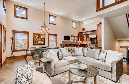 Downtown Park City House | High Peak on Park Ave. by Park City Lodging