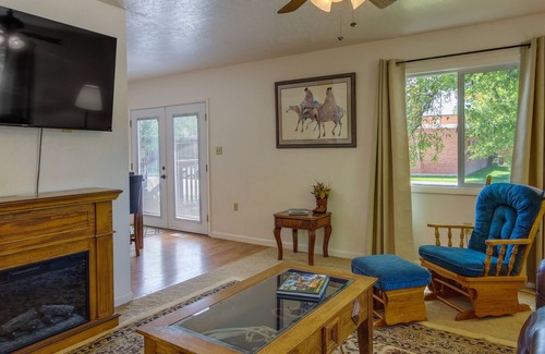 Central - Terry Apartment | Homey Billings Apartment w/ Deck & Grill!