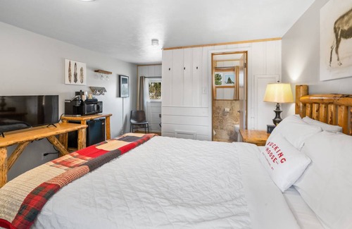 West Yellowstone Hotel | Hotel ∙ 1 bedroom ∙ 2 guests