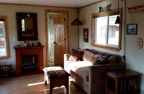 Kellogg House | House ∙ 1 bedroom ∙ 16 guests