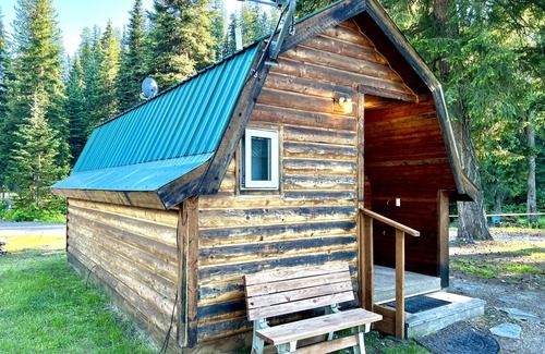 West Glacier House | House ∙ 1 bedroom ∙ 2 guests