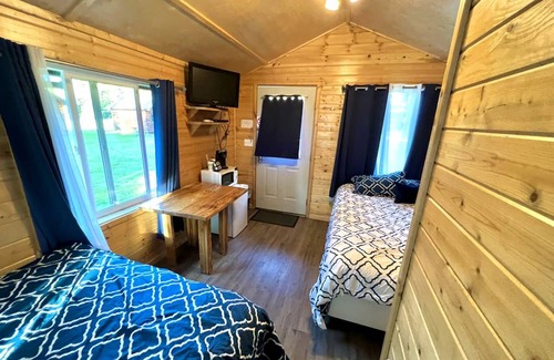 West Glacier House | House ∙ 1 bedroom ∙ 4 guests