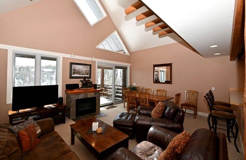 Saddle Ridge House | House ∙ 1 bedroom ∙ 8 guests