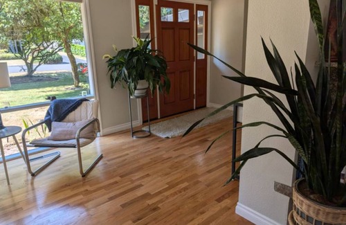 Bridle Trails House | House ∙ 2 bedrooms ∙ 4 guests