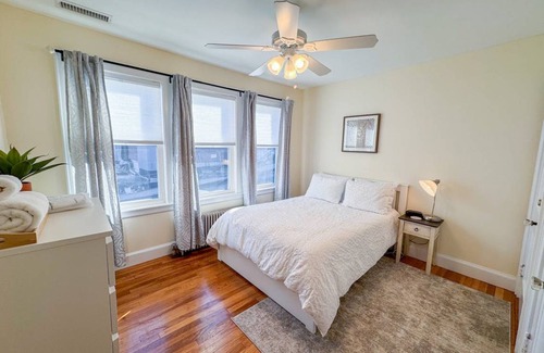 Commonwealth House | House ∙ 3 bedrooms ∙ 6 guests