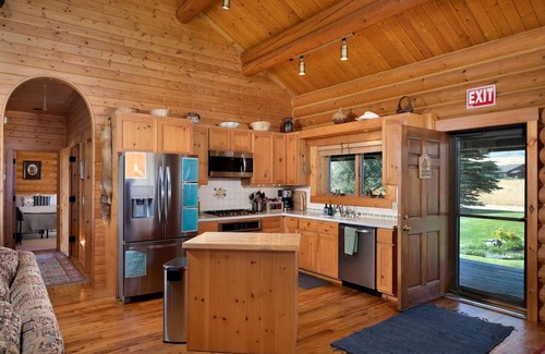 Shining Mountains House | House ∙ 3 bedrooms ∙ 10 guests