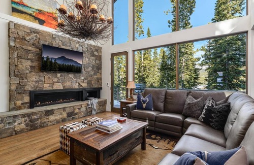 Big Sky House | House ∙ 3 bedrooms ∙ 6 guests