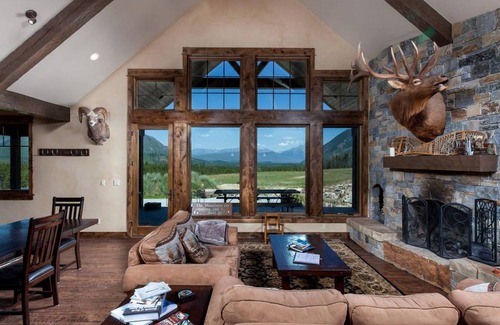 West Glacier House | House ∙ 4 bedrooms ∙ 12 guests