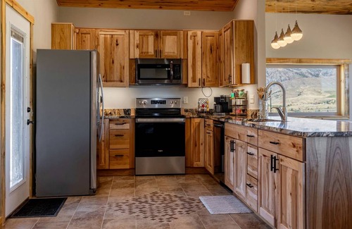 Wapiti House | House ∙ 4 bedrooms ∙ 10 guests
