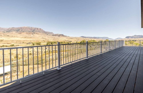 Wapiti House | House ∙ 4 bedrooms ∙ 10 guests