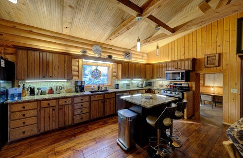 Saddlestring House | House ∙ 4 bedrooms ∙ 6 guests
