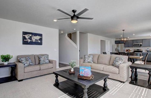 Nampa House | House ∙ 5 bedrooms ∙ 10 guests
