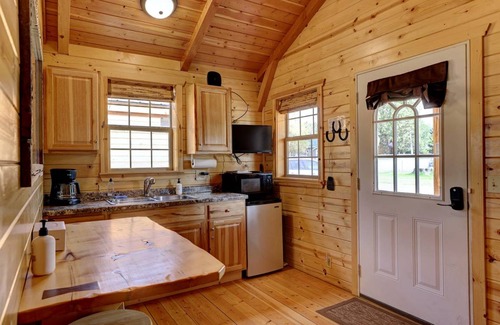 Dayton House | House ∙ 5 bedrooms ∙ 3 guests
