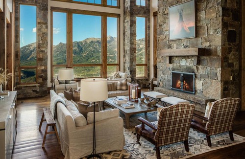 Big Sky House | House ∙ 6 bedrooms ∙ 20 guests