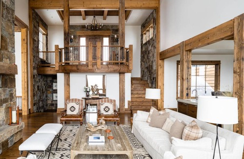 Big Sky House | House ∙ 6 bedrooms ∙ 20 guests
