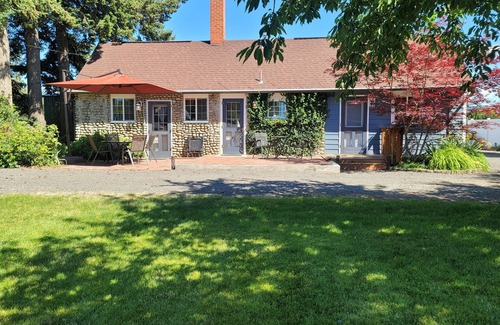 Spokane Valley House | Idyllic Cottage with Pool, Outdoor Fireplace/Gazebo, Putting Green/MiniGolf