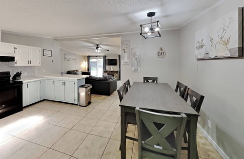 Put-in-Bay House | Island Vacation Home at Island Club - Sleeps 10 Comfortably -3 BR-2 BA-IC106