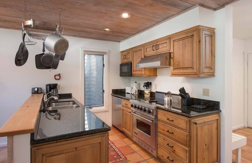 Moose Wilson Road Condo | JHRL - Aspens Primrose 1712 a cozy condo located in The Aspens