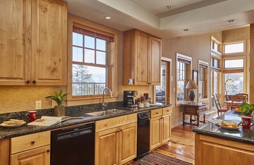 Teton Village Condo | JHRL - Cody House 1A - Incredible Base Location
