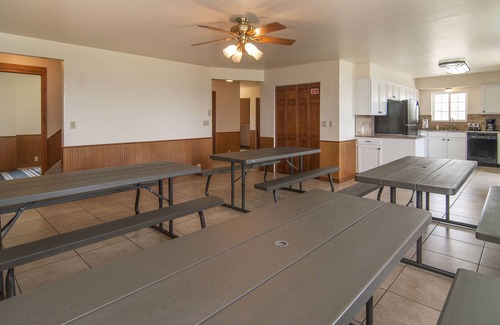 Garden City House | Lake views! Walk to shakes! Lots of space for everyone!