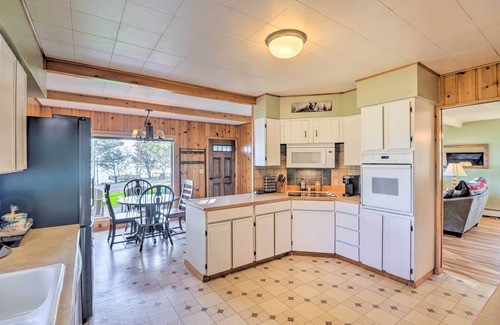 Lakeside House | Lakeside Home w/Beach ~ 14 Mi to Ski Area!