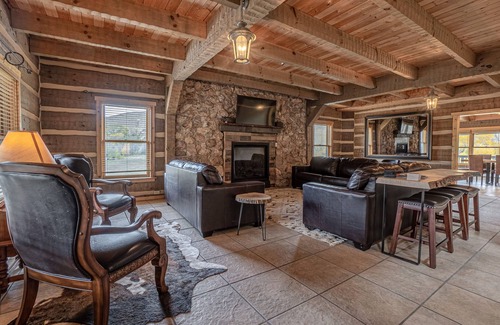 Laramie House | Laramie River Lodge - Perfect retreat for outdoor and adventure lovers!