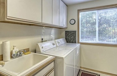 Sandpiper Village House | Lea House