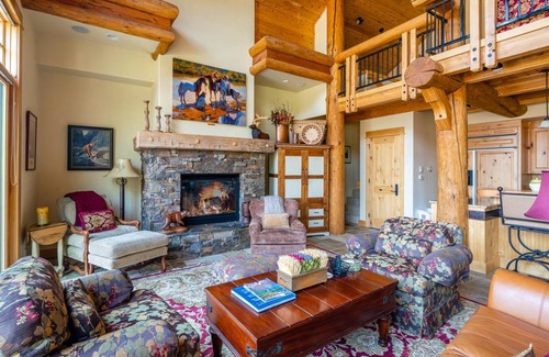 Saddle Ridge Cabin | Lodge ∙ 3 bedrooms ∙ 8 guests