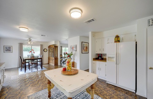 McQueeney Cottage | Mcqueeney Home w/Grill ~ 10 Mi to New Braunfels