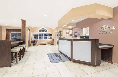 Sidney Hotel | Microtel Inn & Suites by Wyndham Sidney
