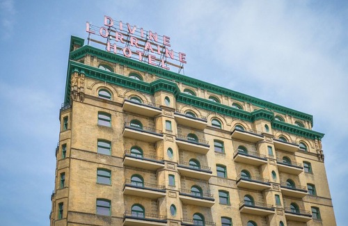 West Poplar Apartment | Mint House at The Divine Lorraine Hotel