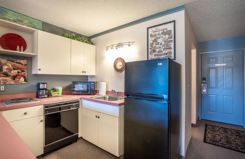 Bigfork Condo | Minutes to Flathead Lake & walking distance to river - Marina Cay Bigfork Studio