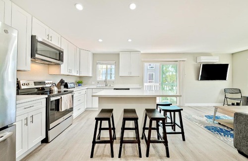 South Mission Beach House | Mission Beach Getaway