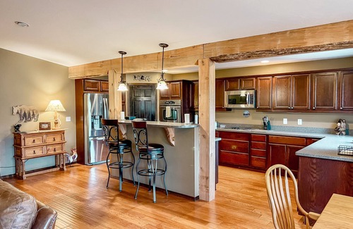 Cascade House | Missouri Canyon Getaway- Close to Missouri River